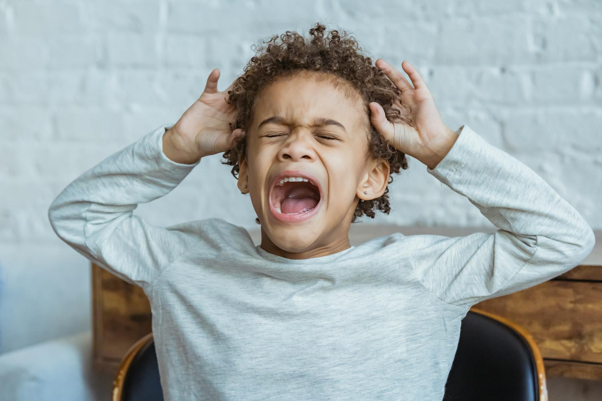 How to Calm a Screaming Toddler : Effective Strategies for Parents