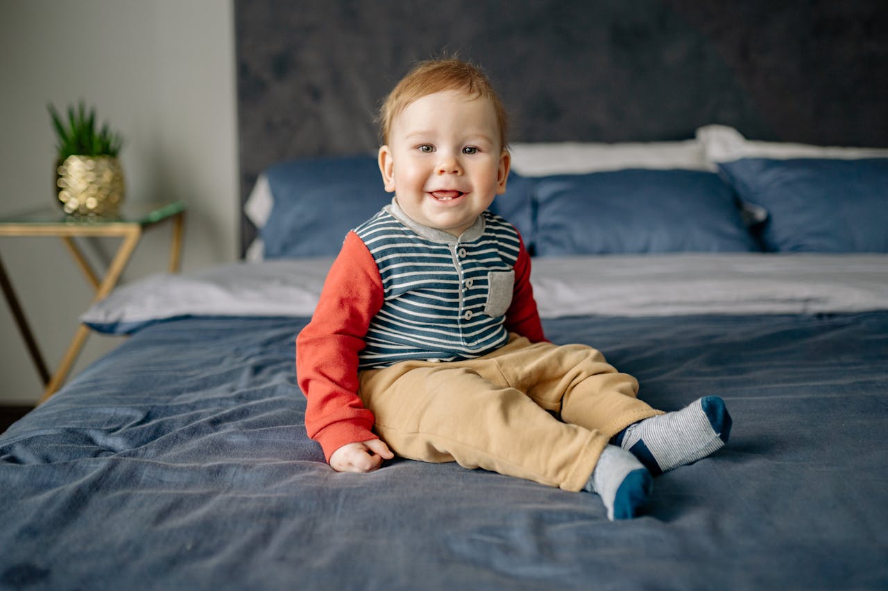 When Do Babies Start Crawling Up