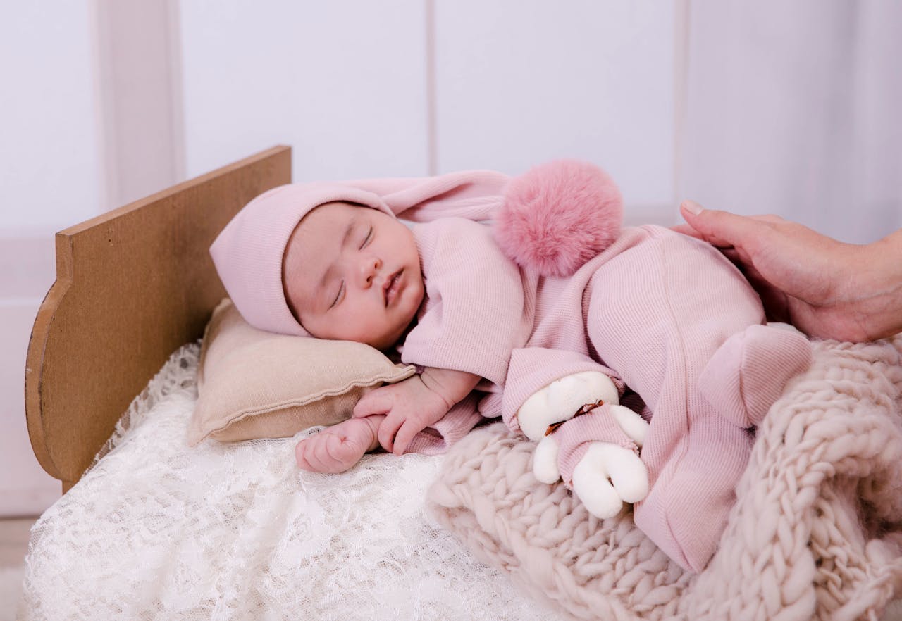 How to Dress Baby for Sleep