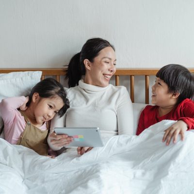 Social Media Parenting Trend